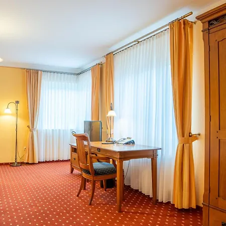 Kaisergarten Hotel 3*