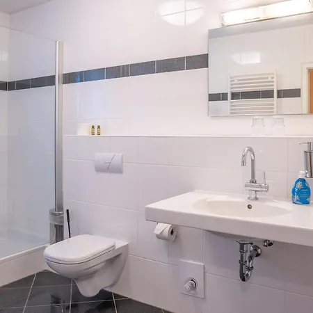 Hotel Kaisergarten 3*