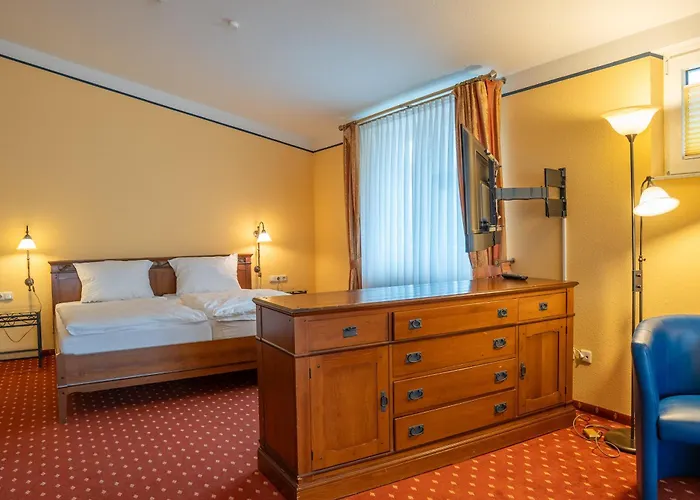 מלון Kaisergarten 3*