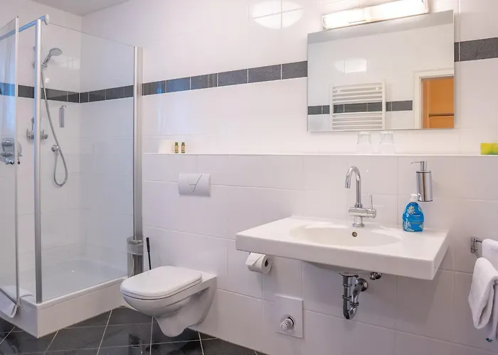 מלון Kaisergarten 3*