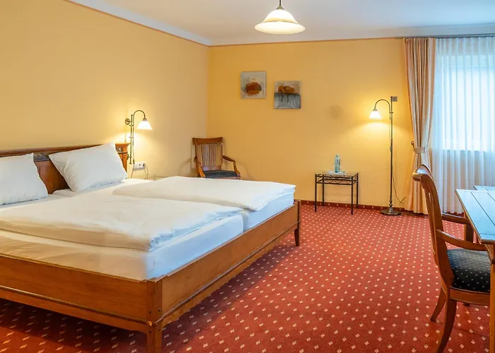 Kaisergarten מלון 3*